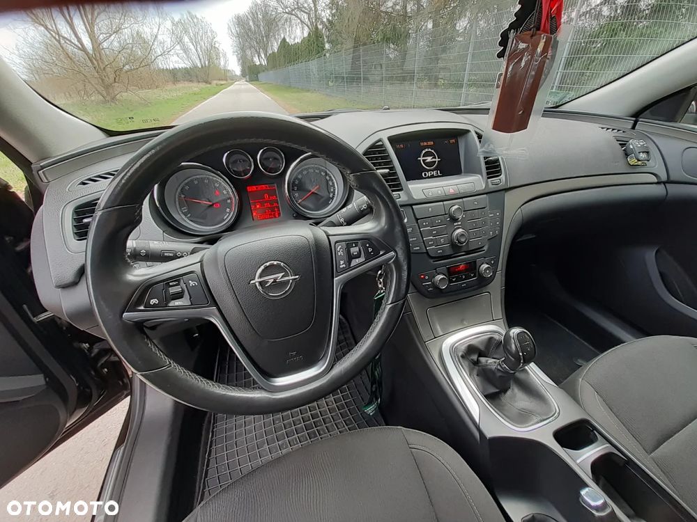 Opel Insignia 1.4 T Cosmo S&S - 19