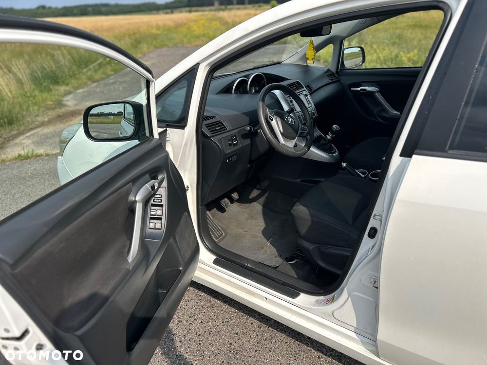 Toyota Verso 2.0 D-4D Sol plus 7os - 13
