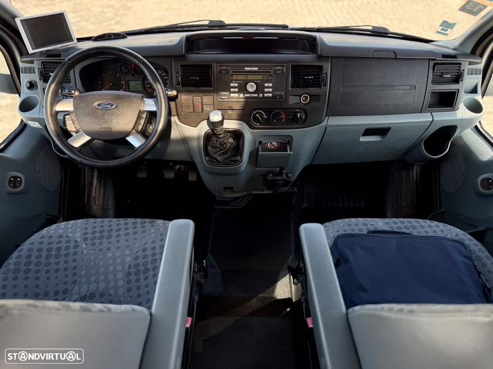 Chausson Flash 28 - Cama Central - 10