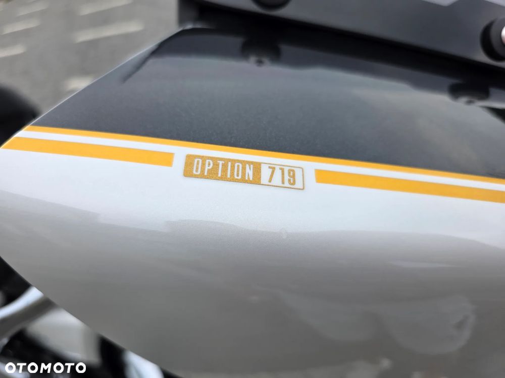 BMW R - 7