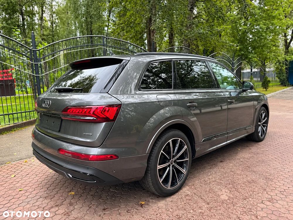 Audi Q7 - 6
