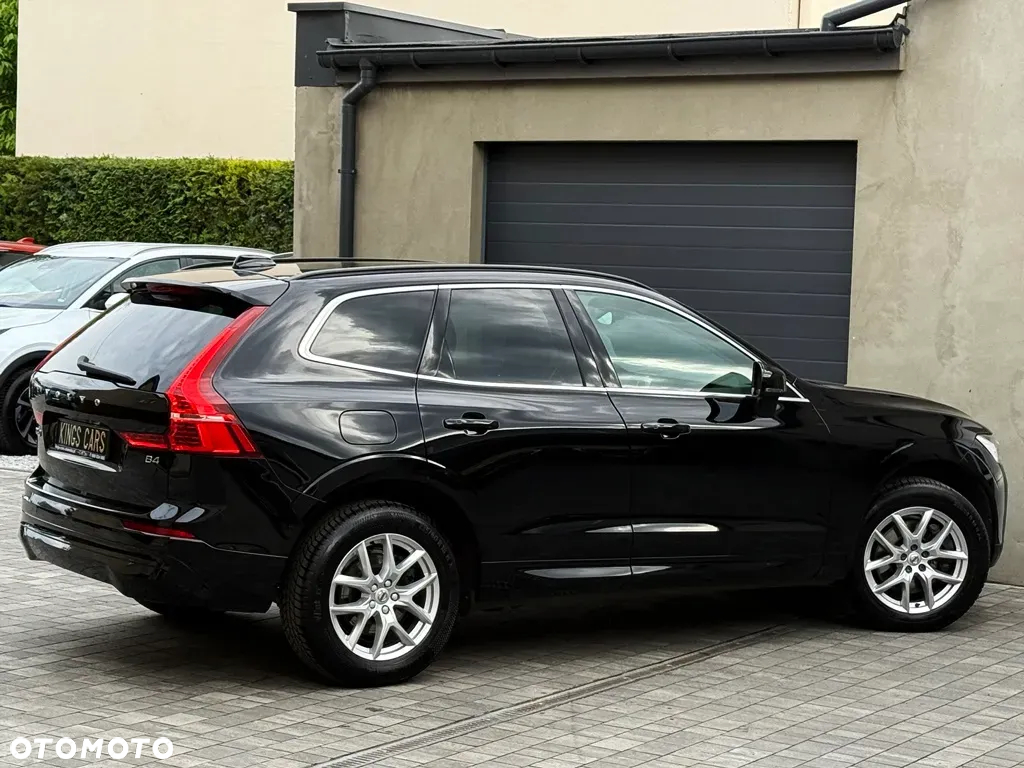 Volvo XC 60 B4 D Geartronic Momentum Pro - 24