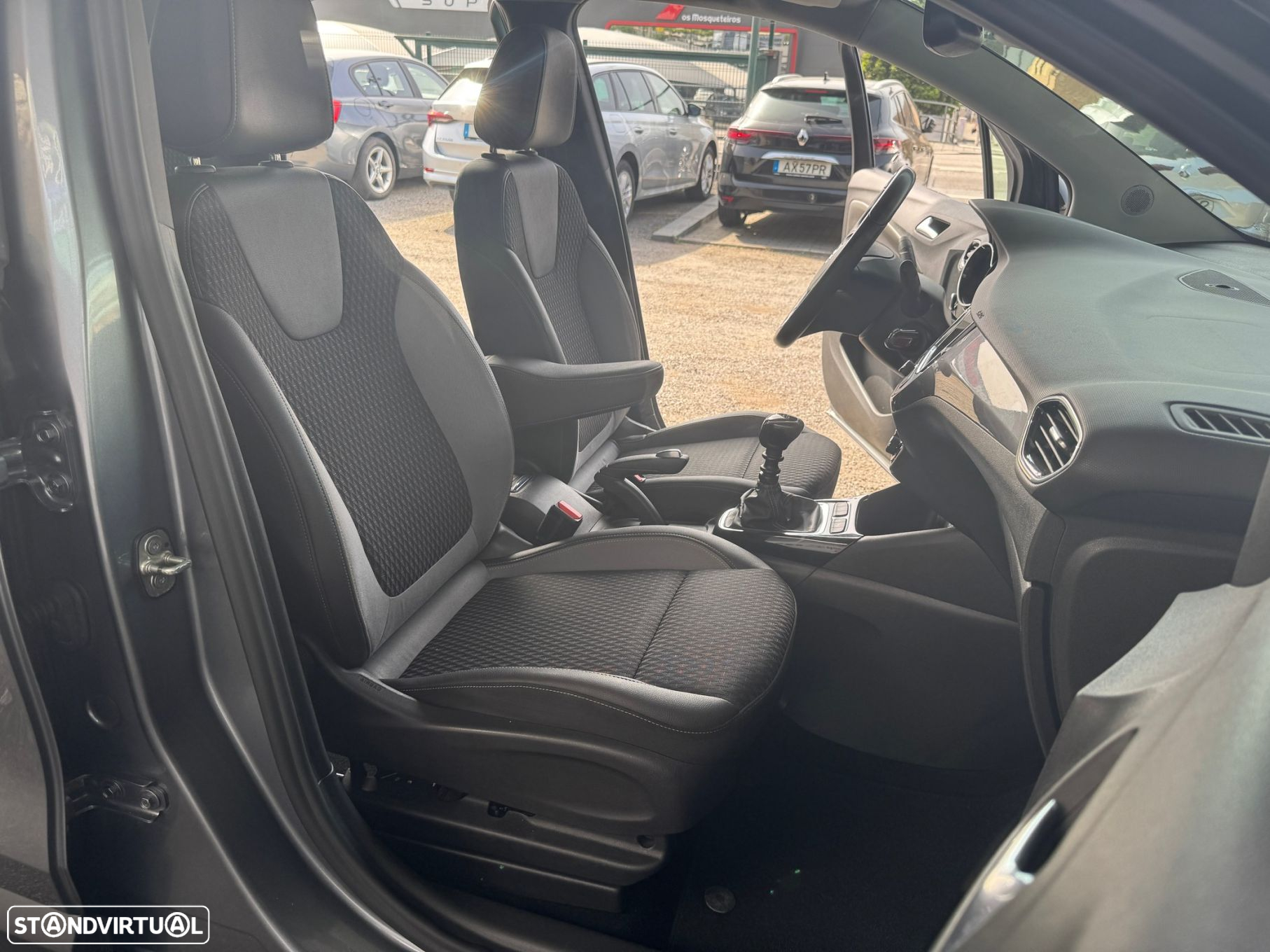 Opel Crossland X 1.6 CDTi Ultimate - 29