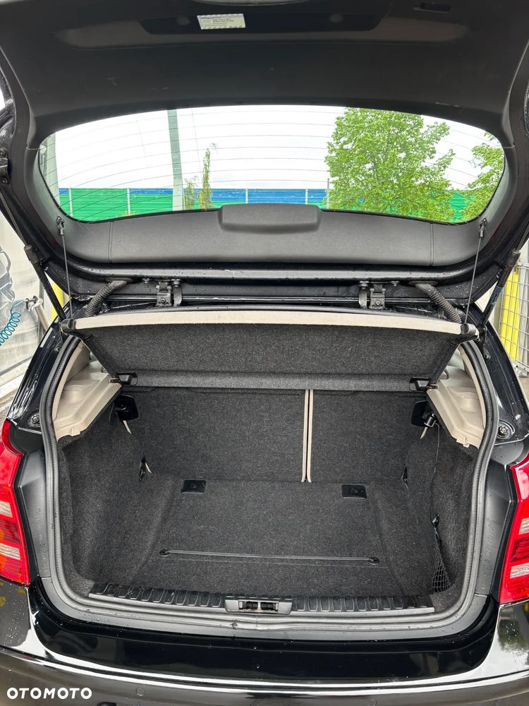 BMW Seria 1 118i - 12