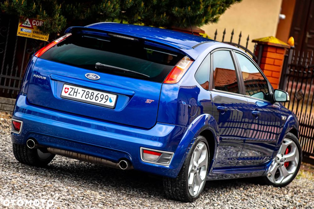 Ford Focus 2.5 ST - 13
