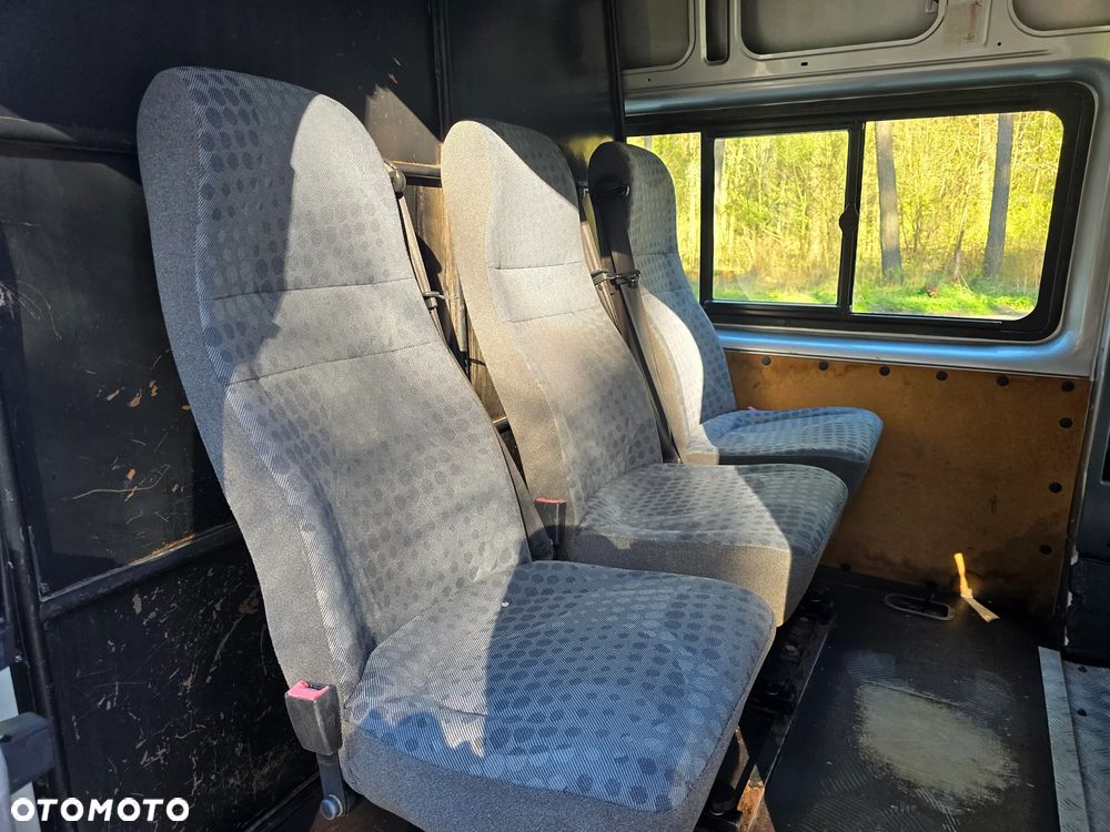 Ford Transit - 17