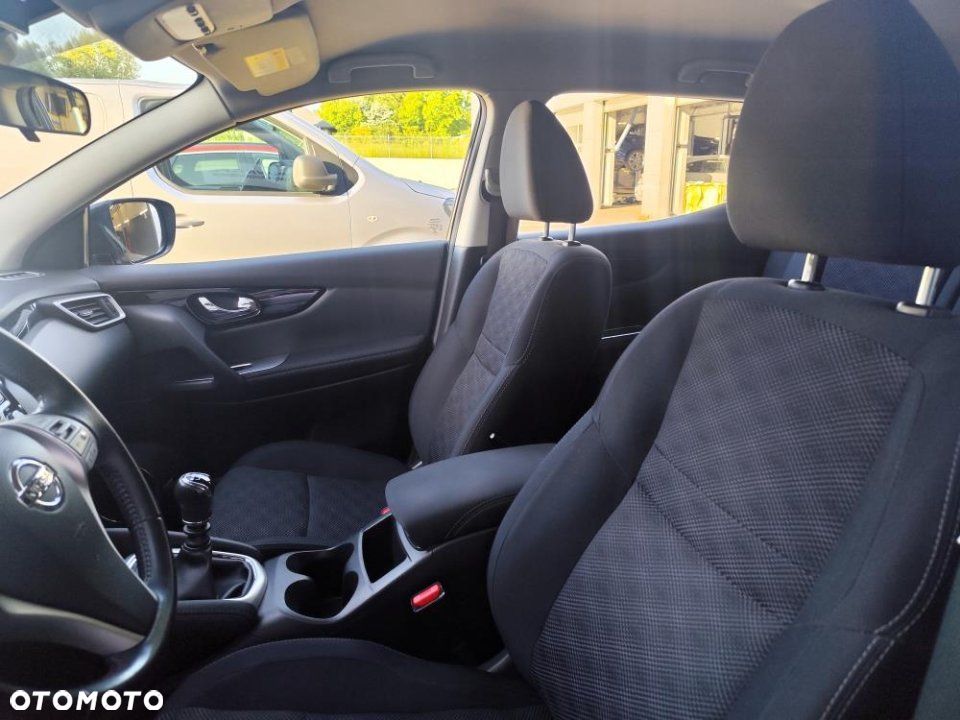 Nissan Qashqai - 10