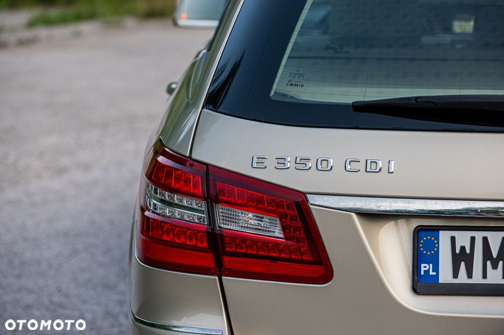 Mercedes-Benz Klasa E 350 CDI BlueEff - 31