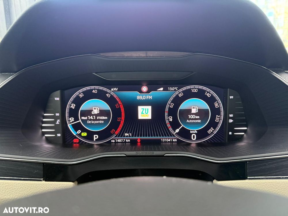 Skoda Superb 2.0 TDI 4x4 DSG Premium Edition - 8