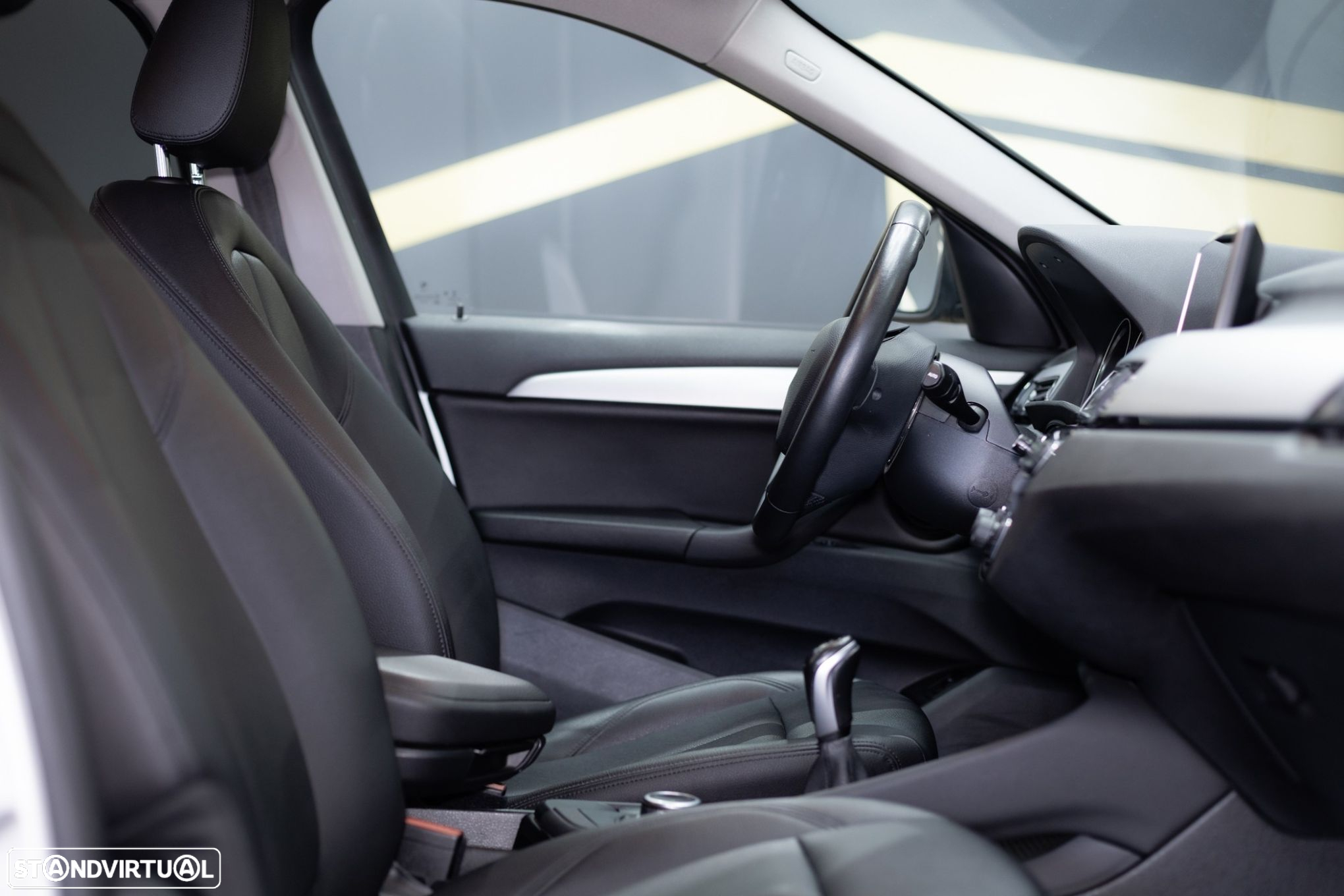 BMW X1 16 d sDrive Line Sport - 21