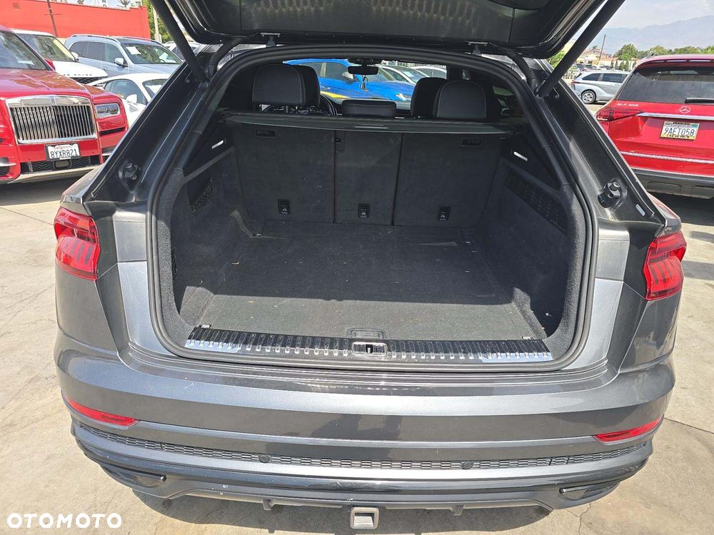 Audi Q8 55 TFSI quattro tiptronic - 11