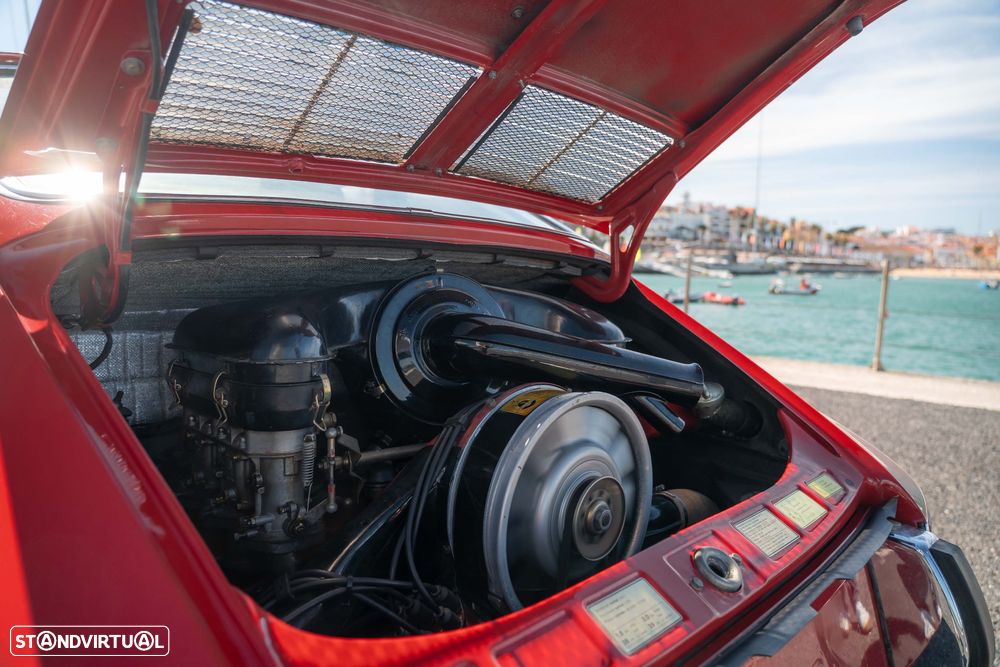 Porsche 911 Série F - 6