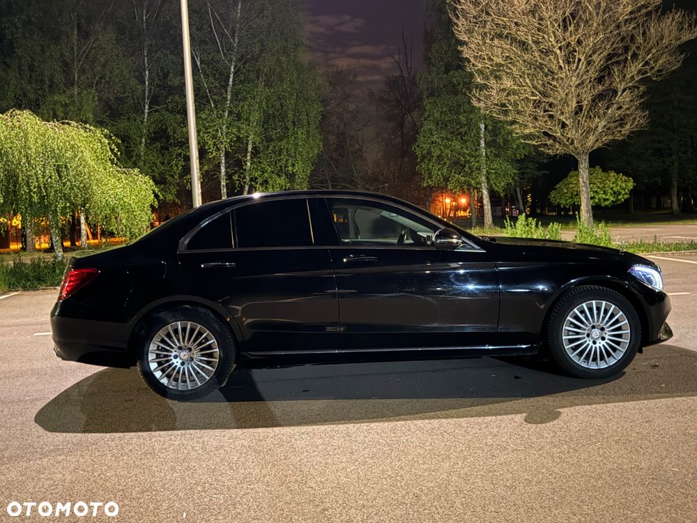 Mercedes-Benz Klasa C 180 7G-TRONIC - 14