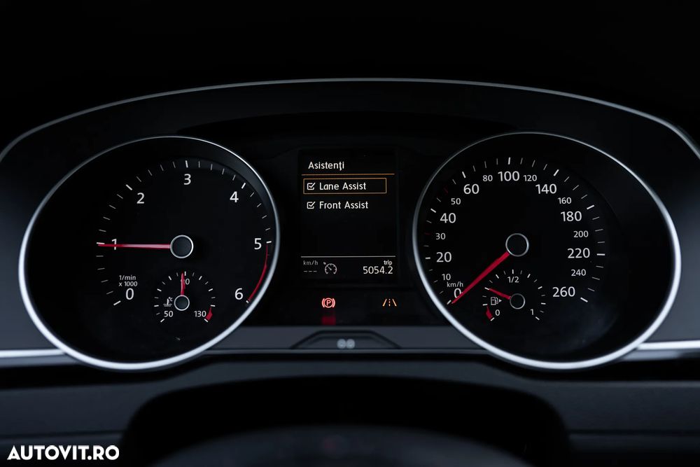 Volkswagen Passat 2.0 TDI DSG 4Motion Highline - 27