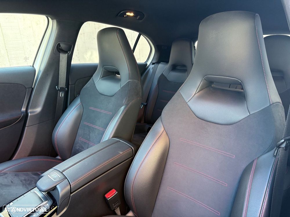 Mercedes-Benz A 200 AMG Line - 28