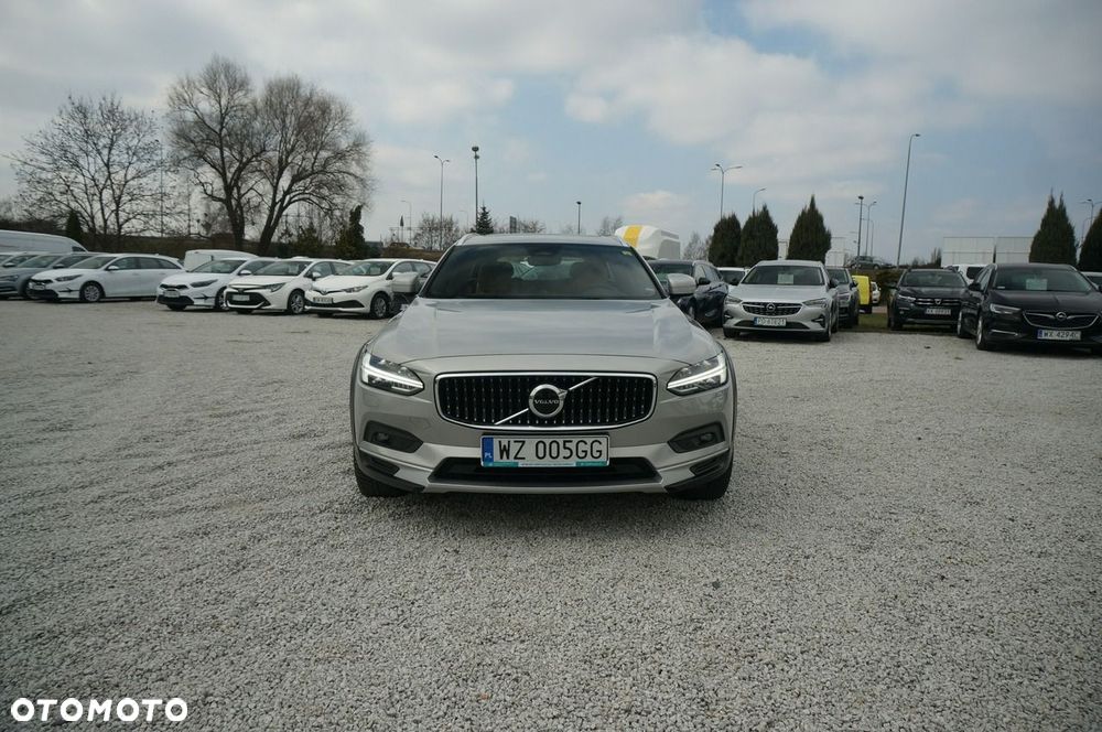 Volvo V90 Cross Country B5 D AWD Ultimate - 5