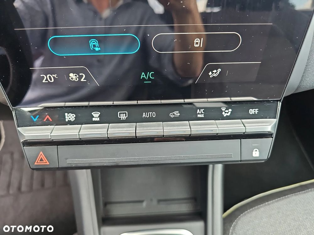 Renault Captur 1.0 TCe Techno - 13