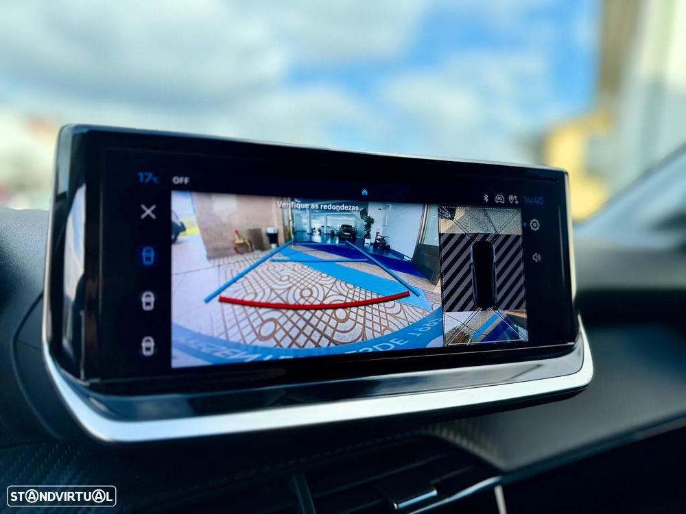 Peugeot 208 1.2 PureTech Allure - 21