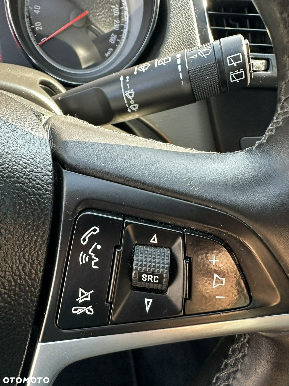 Opel Insignia - 11