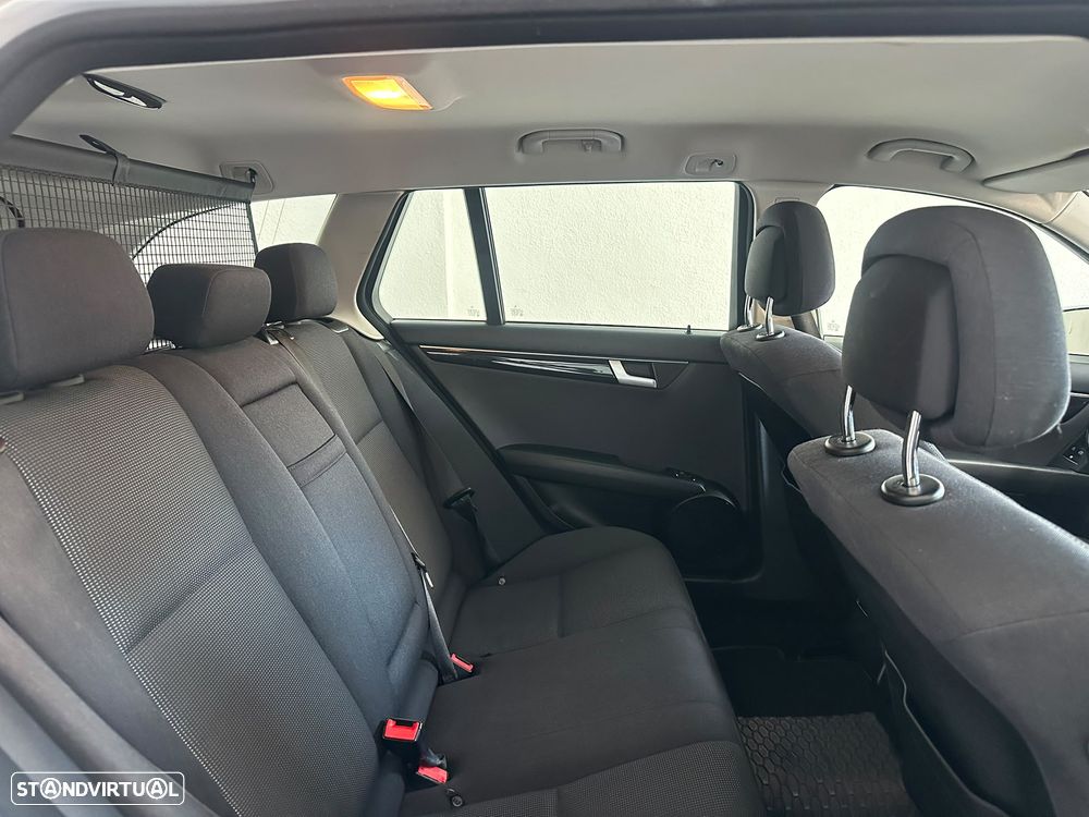 Mercedes-Benz C 200 CDi Classic BE - 28