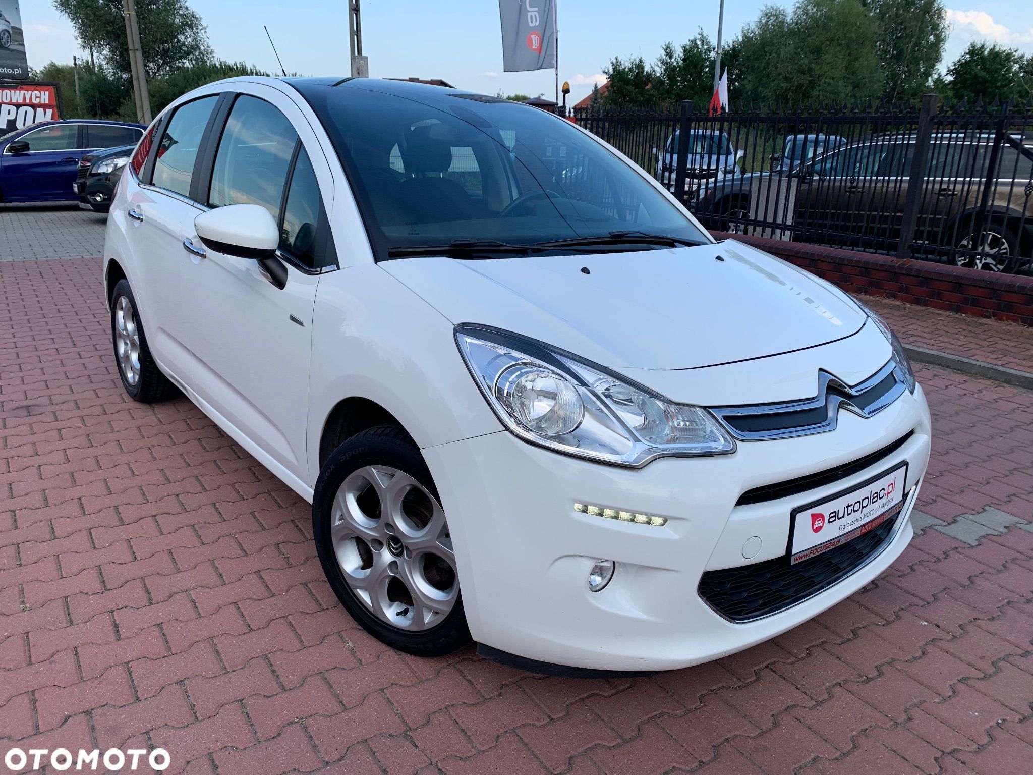 Citroën C3 1.2 VTi Exclusive - 1