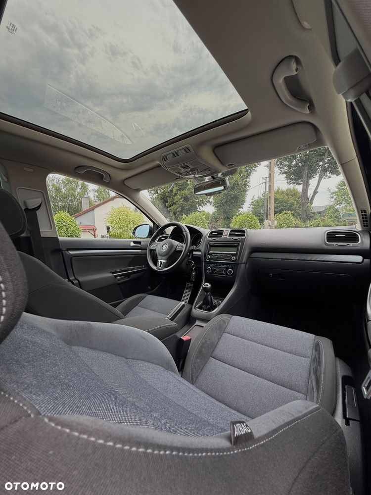 Volkswagen Golf 1.6 TDI DPF Style - 30