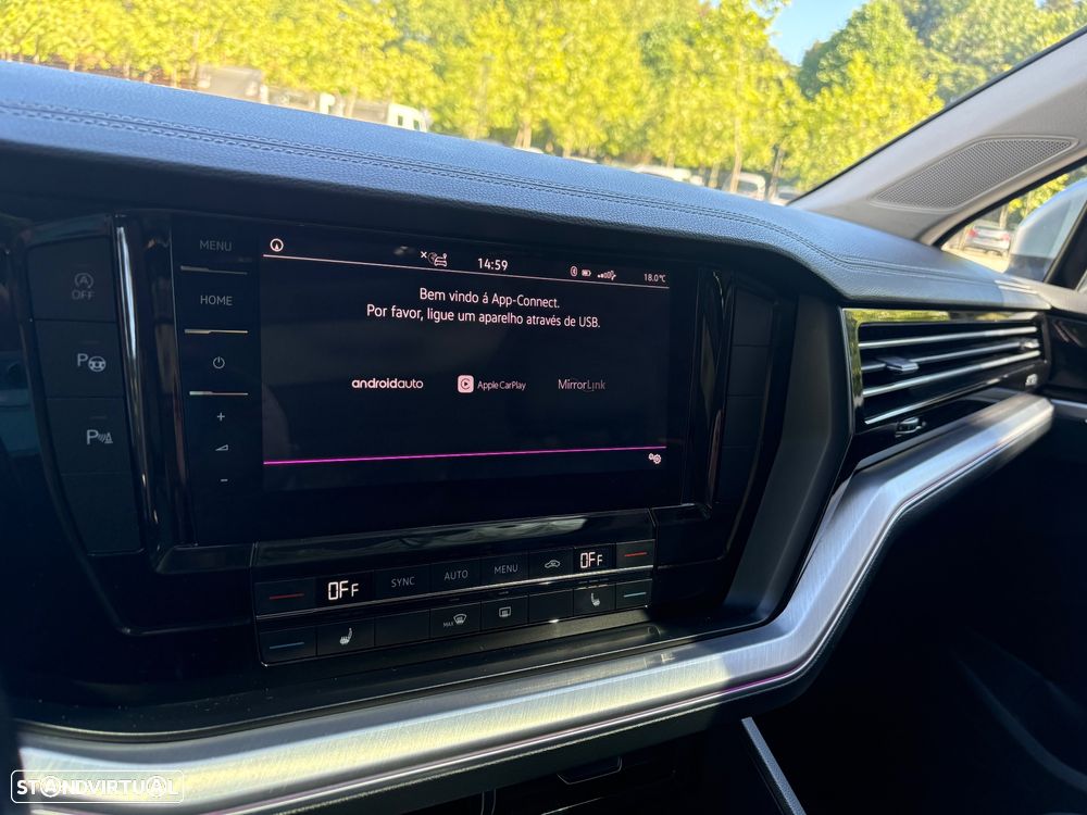 VW Touareg 3.0 TDI V6 Elegance Plus - 22