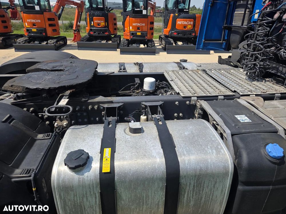Volvo FH500, euro 6, 2020, 506.819km, cutie automata, 2 rezervoare TOTAL 1.015l, frigider, Aer cond stationare, anv BALON punte fata 90% ok, spoilere cabina, motor 12,7l, rulat doar in GERMANIA, posibilitate leasing 4 ani, PROMOTIE 47.900 EUR+Tva - 19