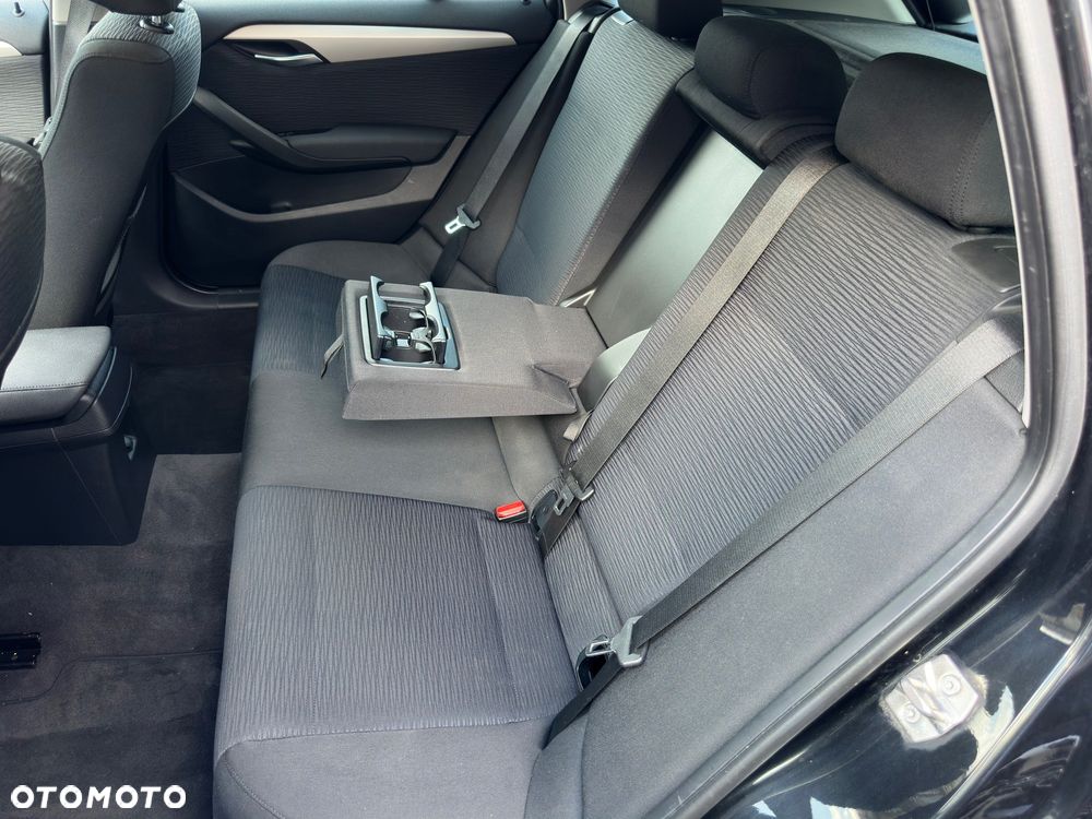 BMW X1 sDrive18d xLine - 20