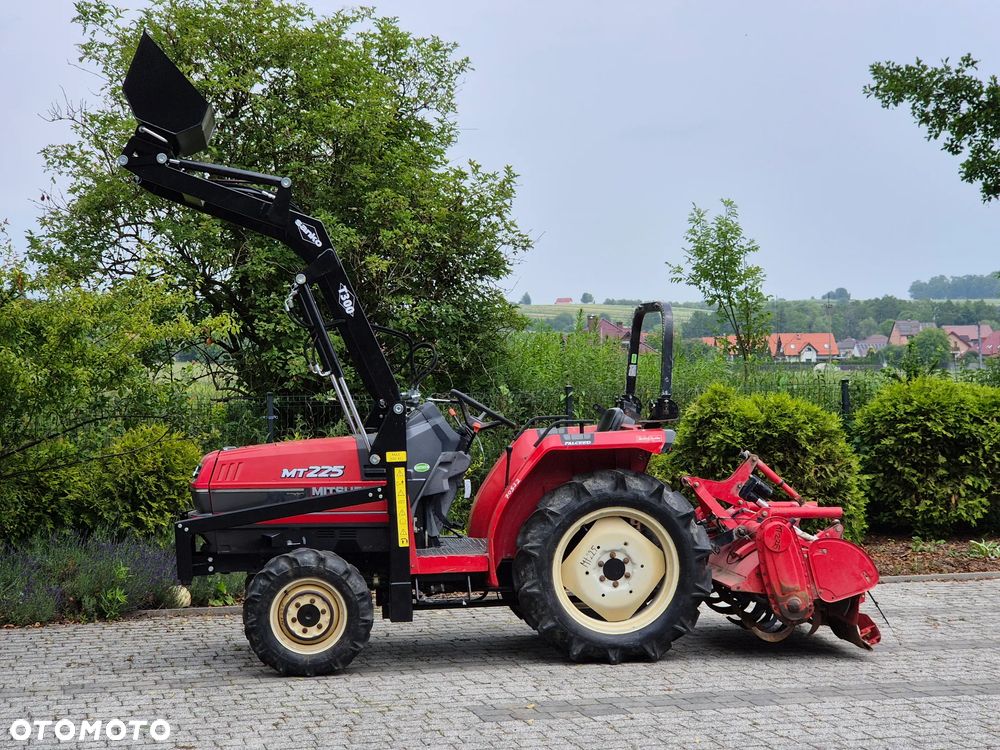 Mitsubishi MT225 4x4 + TUR T300 + glebogryzarka - 1