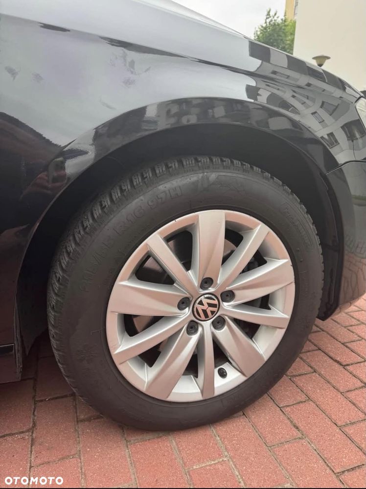 Volkswagen Passat 1.6 TDI Comfortline - 3