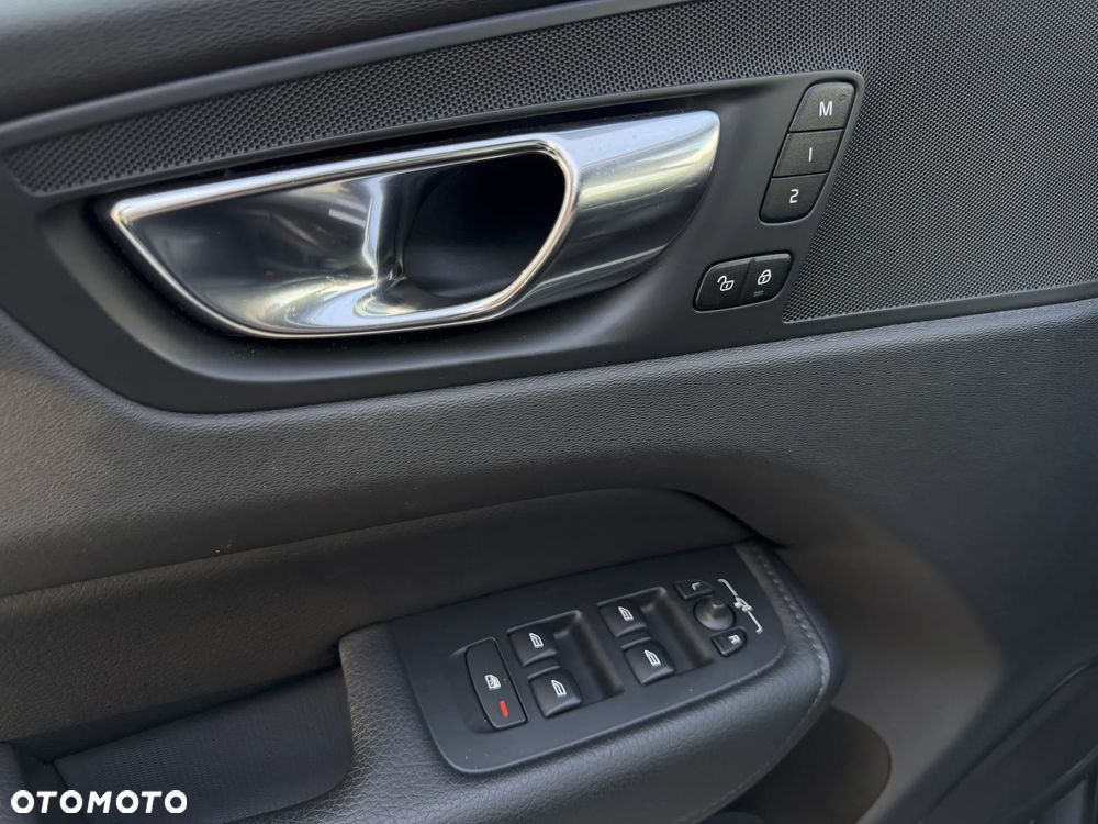 Volvo XC 60 D4 SCR Inscription - 31