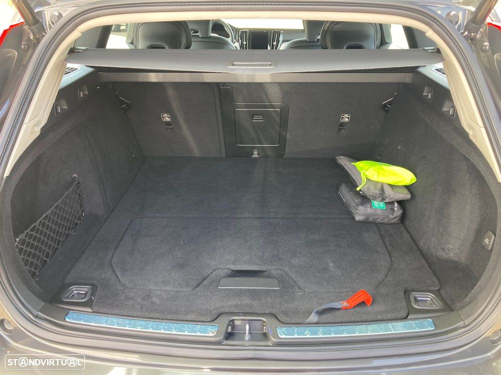 Volvo V60 2.0 T6 AWD TE Inscription Expression - 37