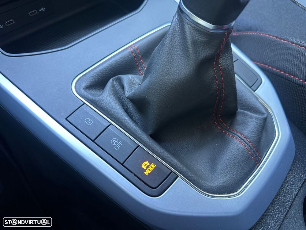 SEAT Arona 1.0 TSI FR - 19