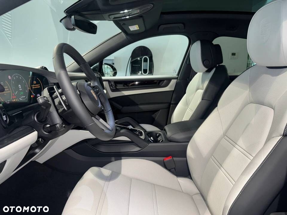 Porsche Cayenne - 9