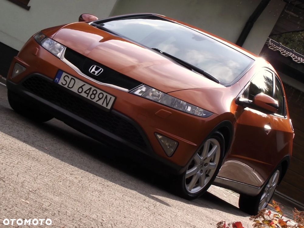 Honda Civic 1.8 Executive - 35