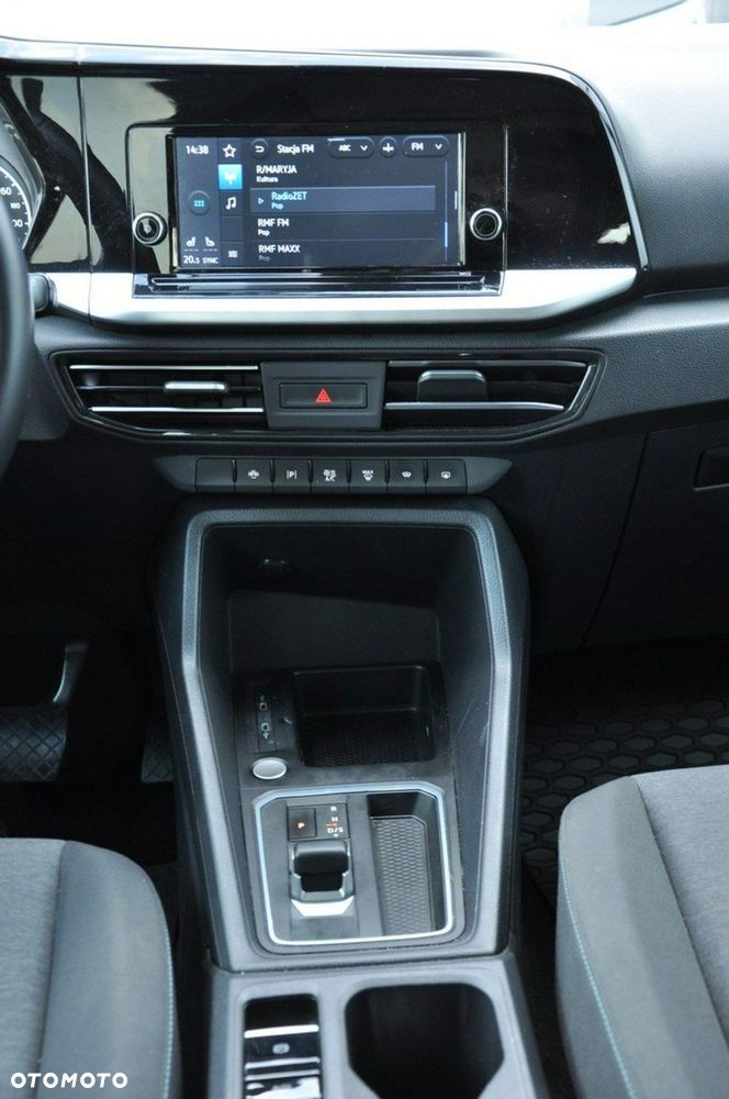 Ford Tourneo Connect Grand - 23