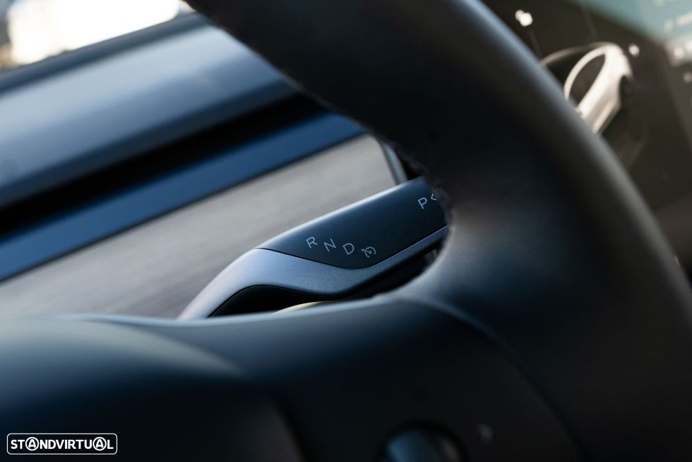 Tesla Model 3 RWD - 20