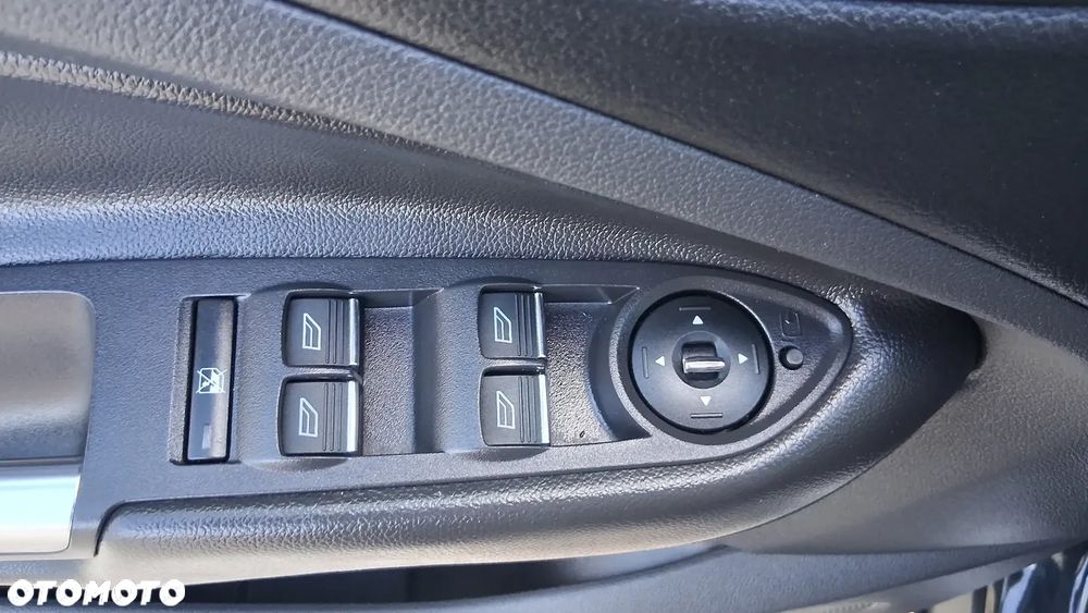 Ford Kuga 2.0 TDCi 4WD Titanium - 26