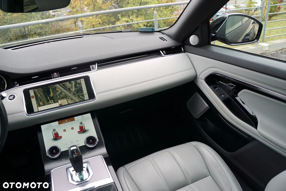 Land Rover Range Rover Evoque - 17