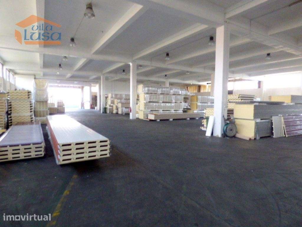 Armazém 8.000 m2 de área coberta Vila Nova de Gaia - Grande imagem: 5/20