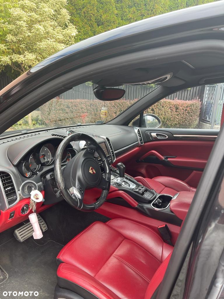 Porsche Cayenne S Diesel - 13