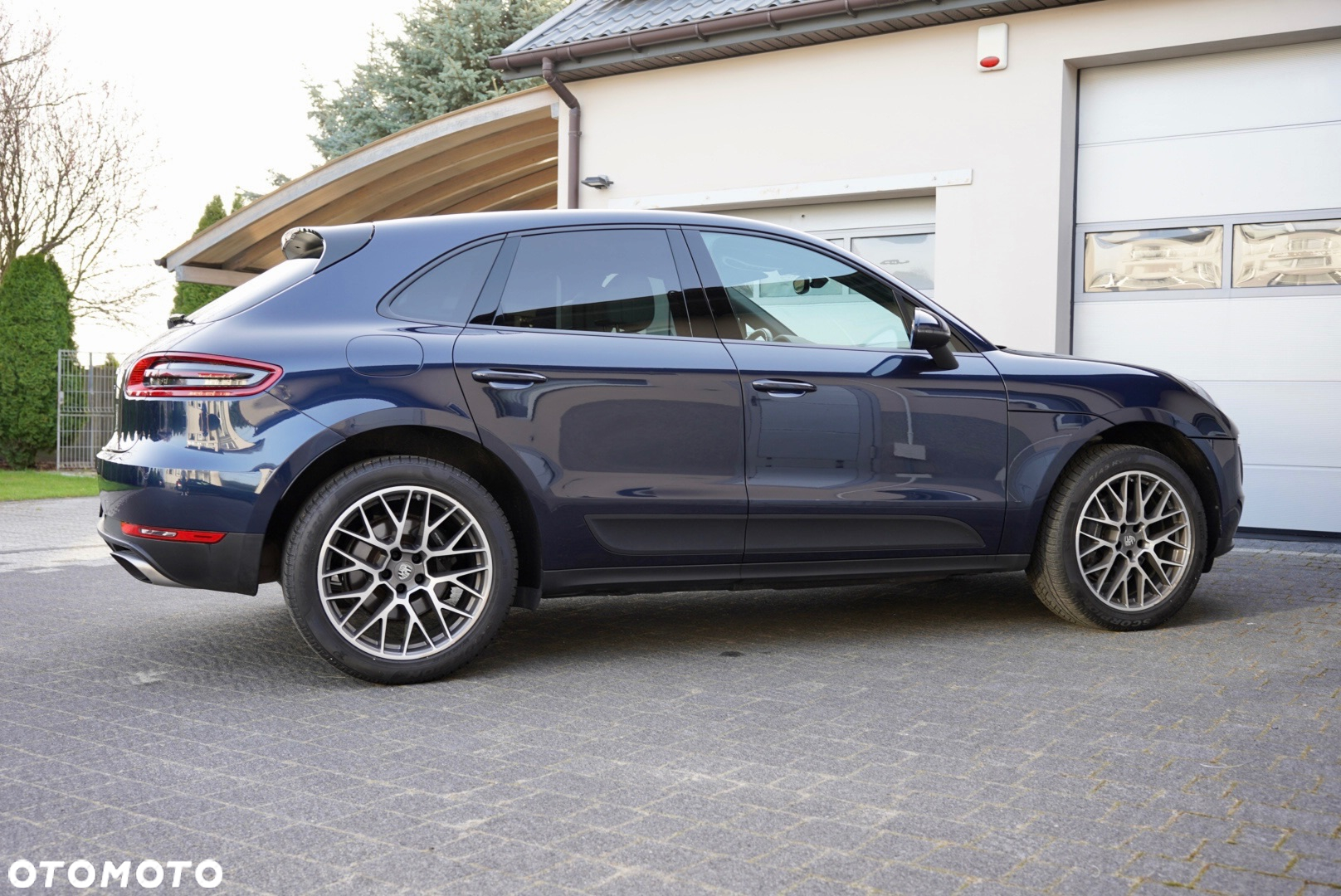 Porsche Macan Standard - 19