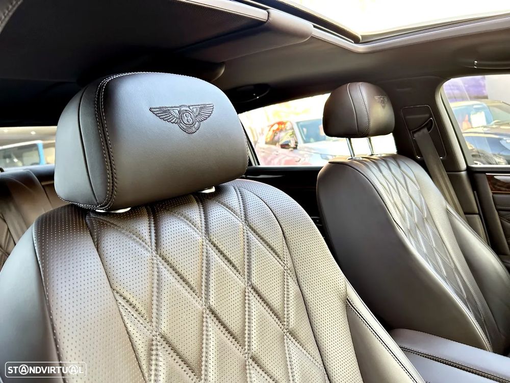 Bentley Continental Flying Spur - 38