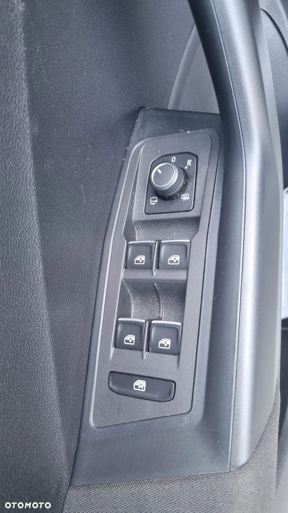 Volkswagen T-Roc 1.6 TDI SCR - 11