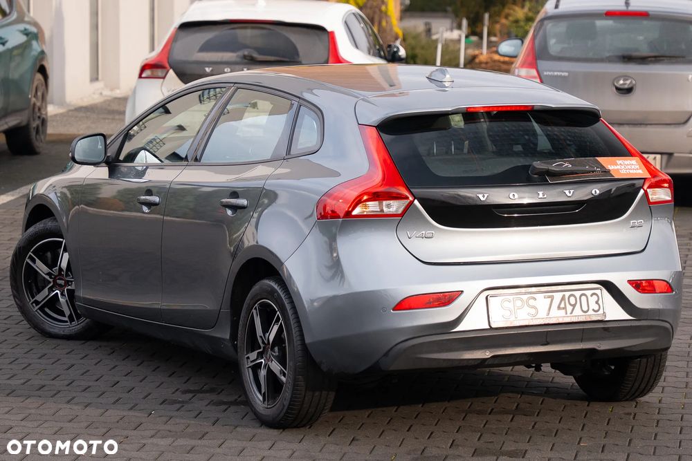 Volvo V40 D2 Geartronic Momentum - 14