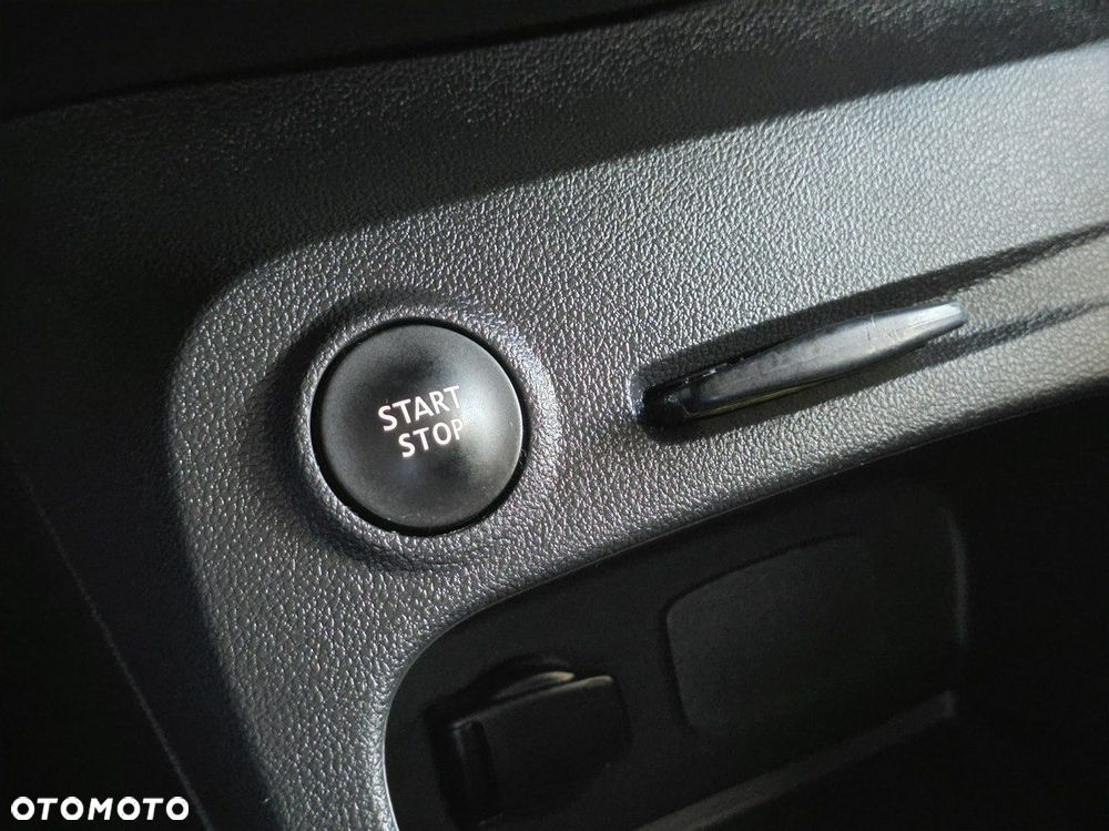 Renault Captur (ENERGY) TCe 90 LIMITED - 33