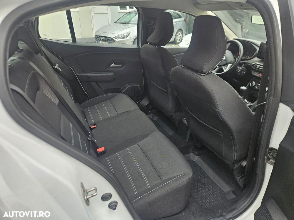 Dacia Logan TCe 90 MT6 Comfort - 32