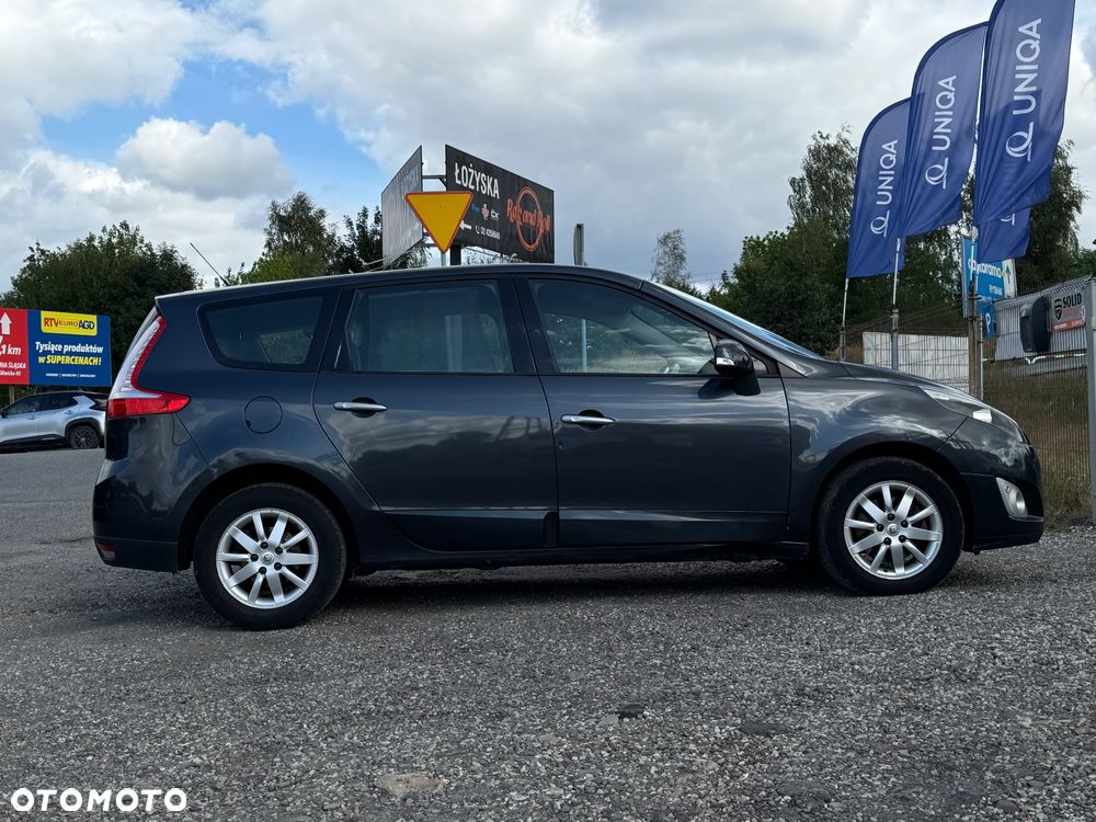 Renault Grand Scenic - 8