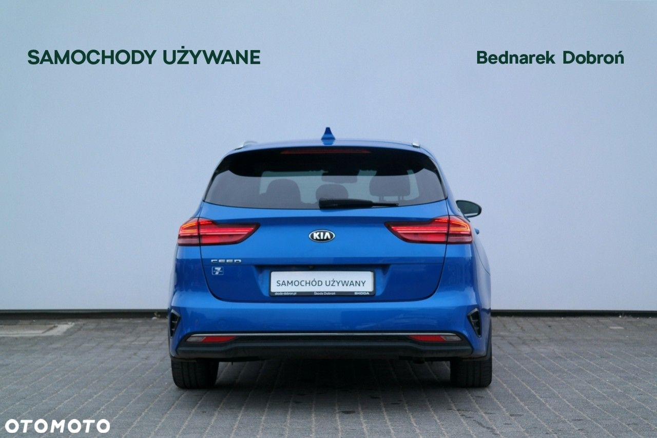 Kia Ceed - 6